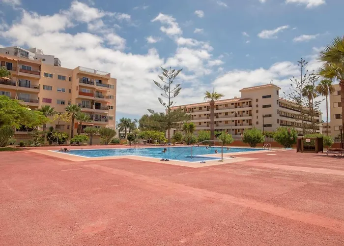 Cristianos - With Pool Crissol アロナ